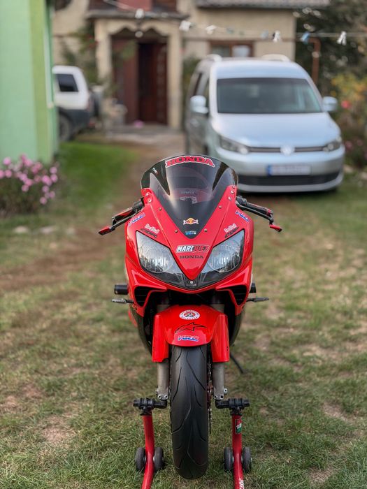Honda CBR600f4i