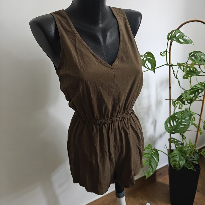 Kombinezon krótki spodenki na ramiączkach damski XXS XS Guess