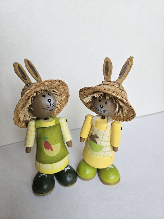 Conjunto Figuras 2 Coelhinhos Madeira Usados