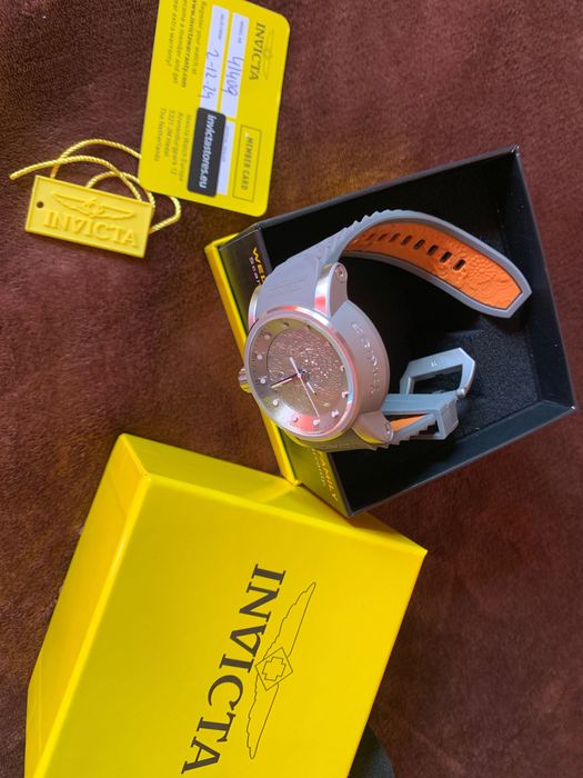 Vendo Relógio Invicta Semi novo