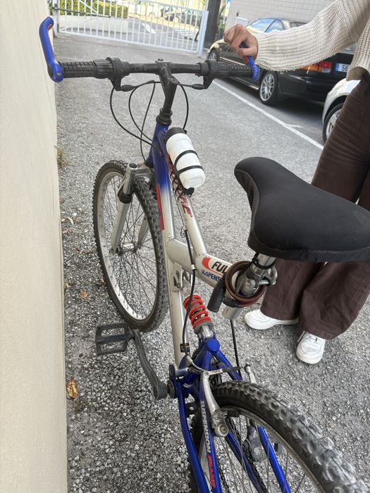 bicicleta em novo estado