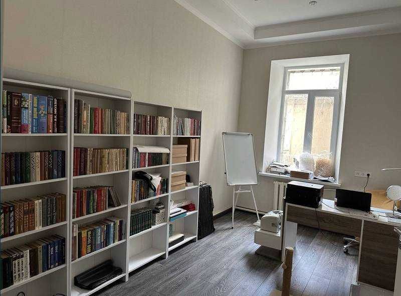 Продажа ! Трехкомнатная квартира с ремонтом ! Коблевская Центр