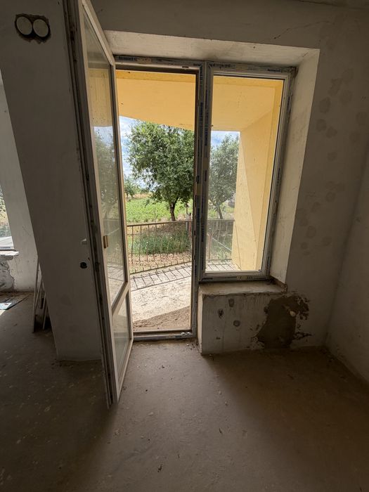 Продам зданий котедж в Лісопотоці