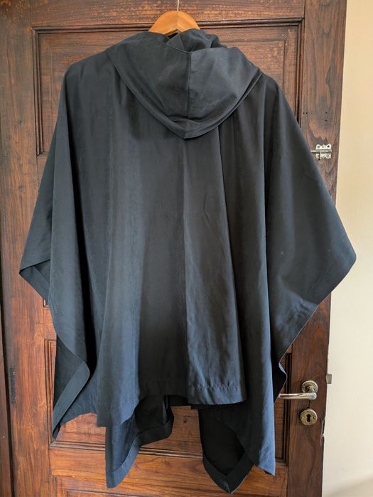 Capa impermeável muito leve