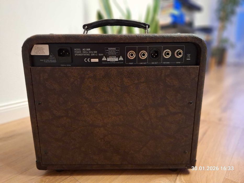 Wzmacniacz combo akustyczne