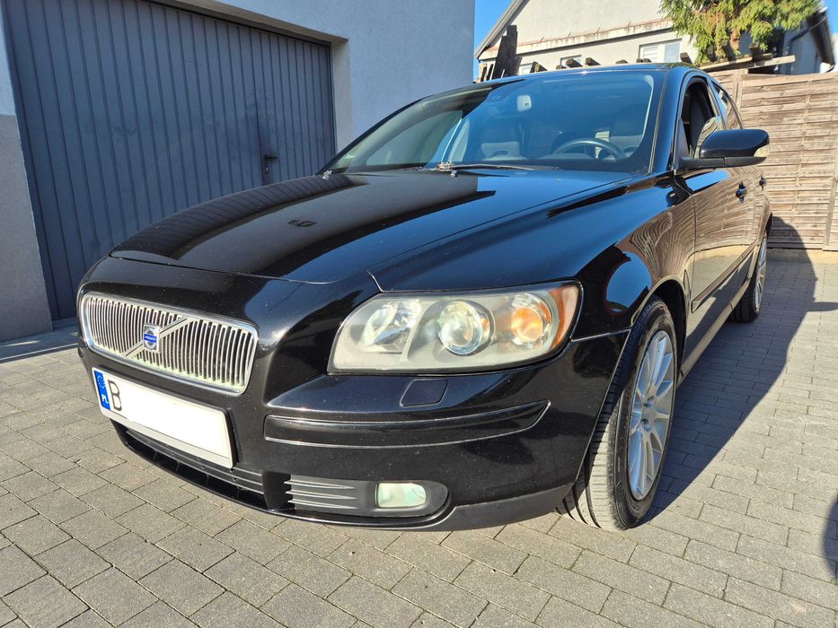 Volvo V50