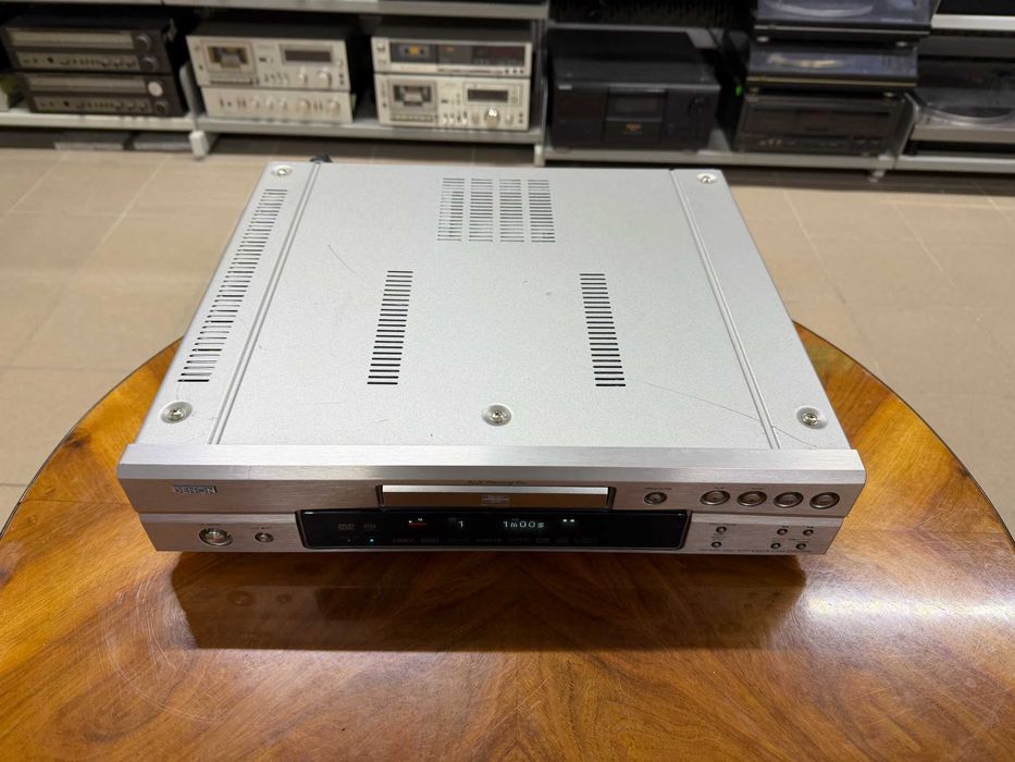 Odtwarzacz płyt CD/SACD/DVD Denon DVD-2930
