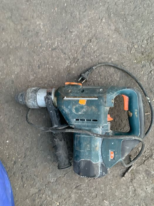 Перфоратор на запчастини, в неробочому стані