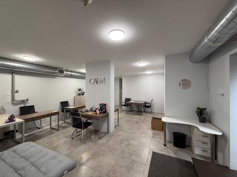 Від Власника, Фасадне приміщення 100 кв.м, біля метро Васильківська.