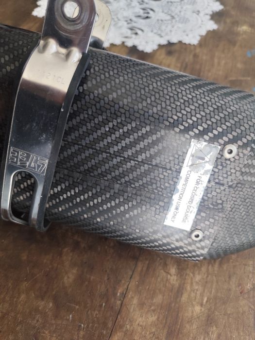 Yoshimura r77 carbon
