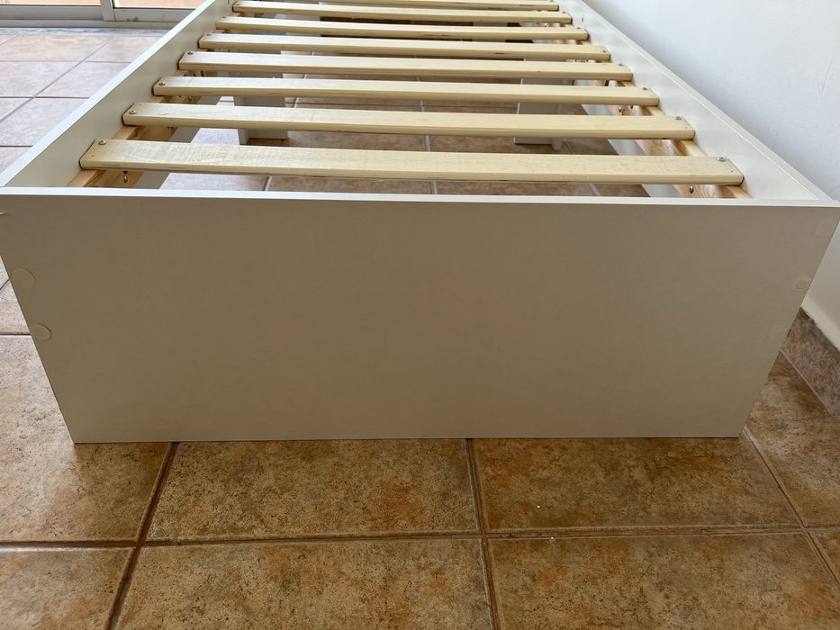 Cama Individual Branca