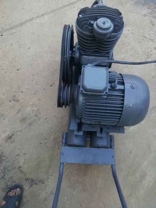 Промышленный компрессор Со 7 б