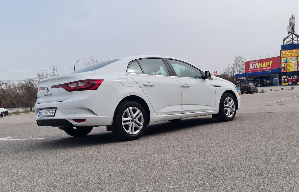 Renault Megane Sedan