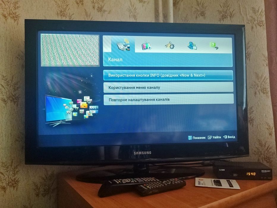 Телевізор плазма Samsung 32" LE32D403E2W