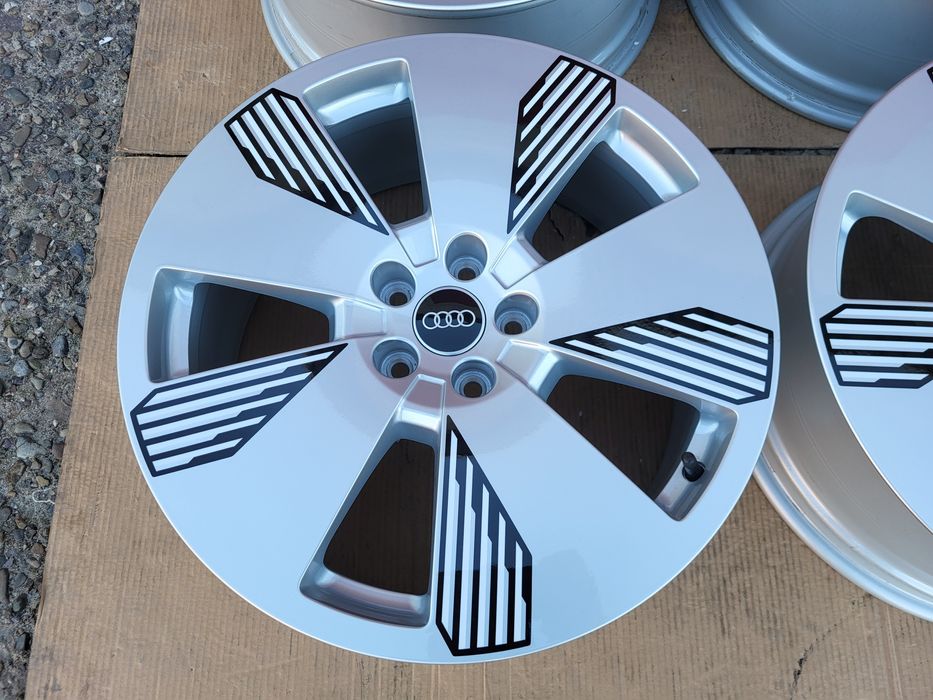 Диски R19 5x112 8Jx19H2 ET34 Audi e-tron Q5 Q7 Q8 ID4 ID6 ціна за 1шт