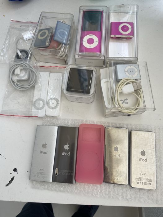 Varios modelos de IPOD