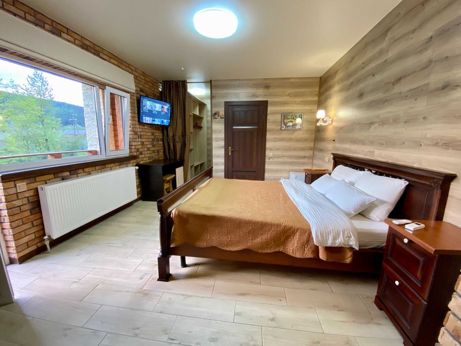 Готель Довбуш в Яремче, сніданок включено