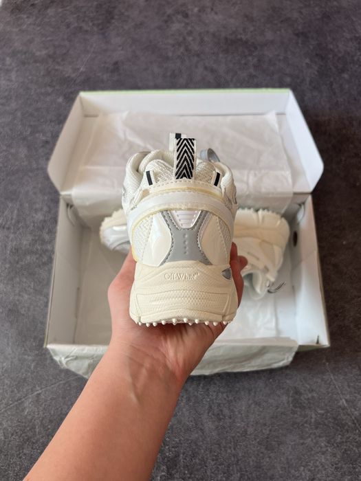 Кросівки Off-White Be Right Back white