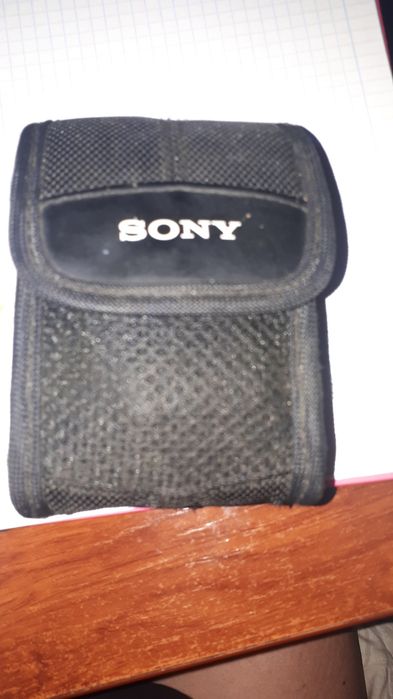 Máquina  fotográfica SONY  DSC-T20