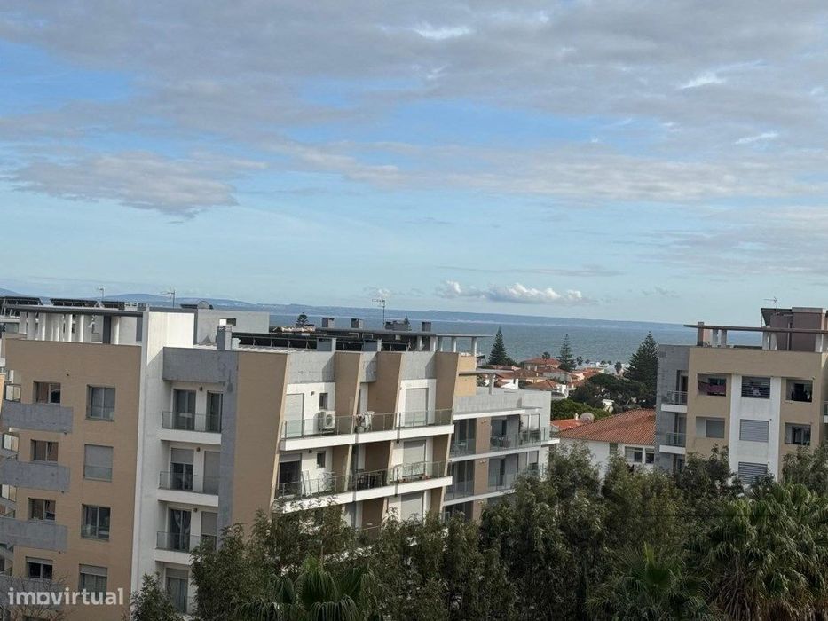 Apartamento T3 com terraço 128 m2, a estrear em Carcavelos