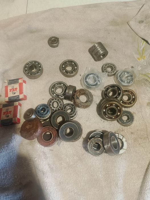 Різні підшипники. Нові і бу. Різна діаметри.
