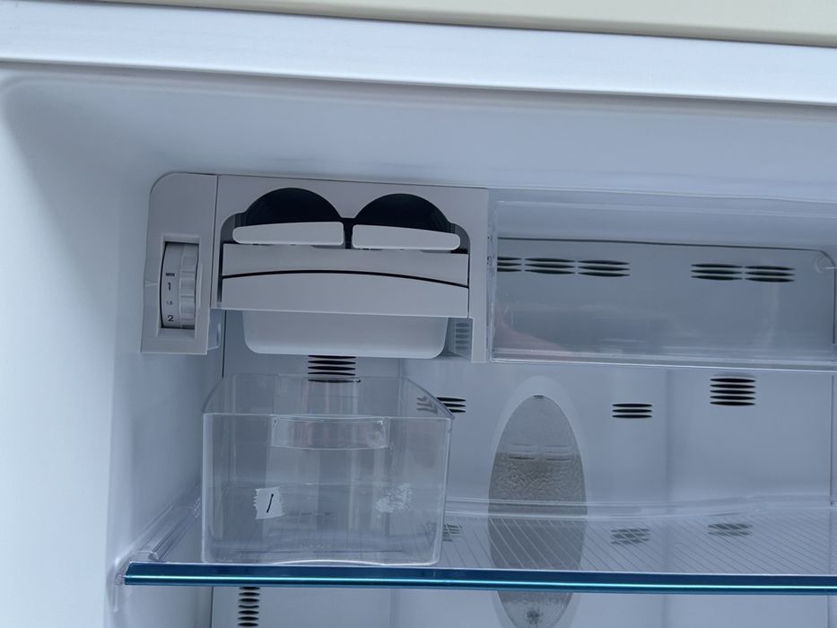 Широкий ретро холодильник Smeg FAB50PS