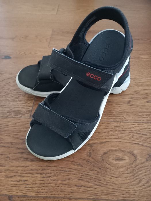 Сандалии унисекс р. 38 Ecco оригинал