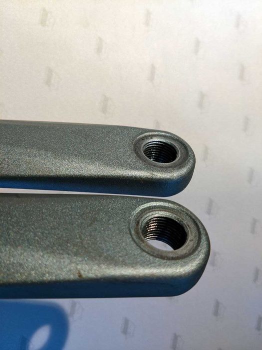 Шатуни для уніцикла Qu-ax 145mm Q-axle. Unicycle cranks.