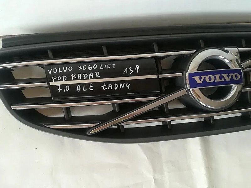 Atrapa grill przód Volvo XC 60 Lift BEZ RADARU