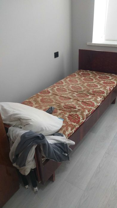 Ліжко одномісне.