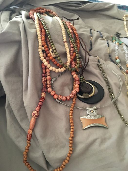 Colares senhora beleza pR seus roupas