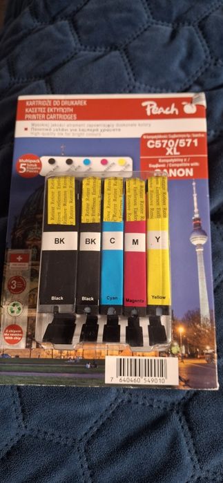 Tusz do drukarki Canon.