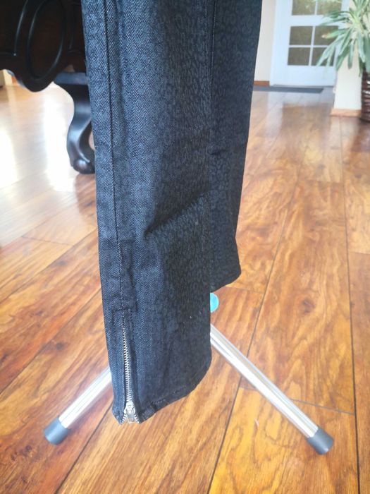 Stylowe spodnie Reserved rozmiar 36