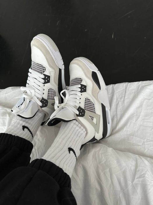 Nike Air Jordan 4 Military Black кросівки найк ейр джордан 4 джордани