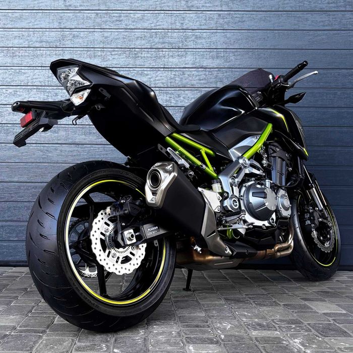 Продам мотоцикл Kawasaki Z900 (5997)