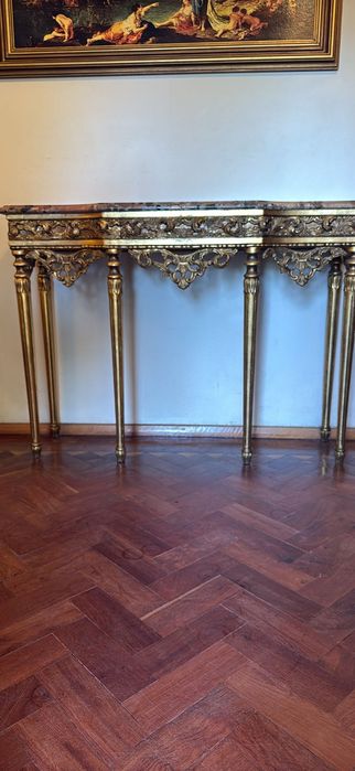Mesa Consola Clássica Dourada com Tampo em Mármore – Estilo Luís XV