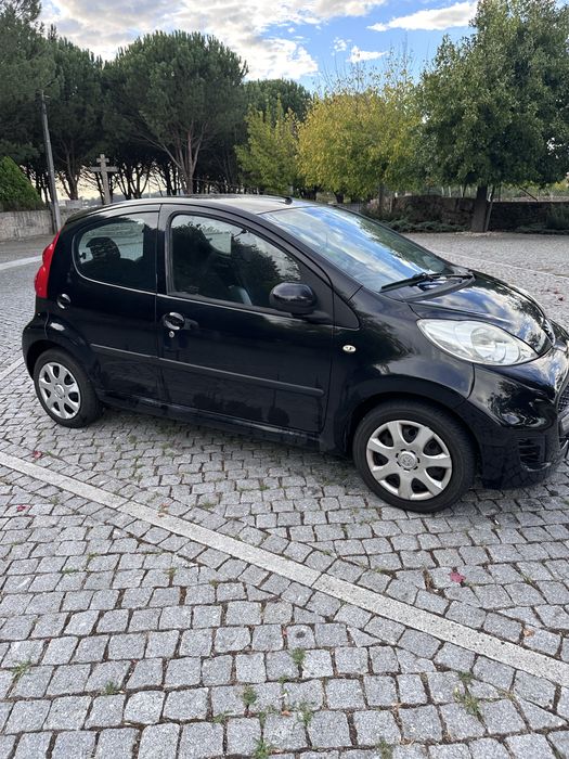 Peugeot 107 1.0 — fotografia 2