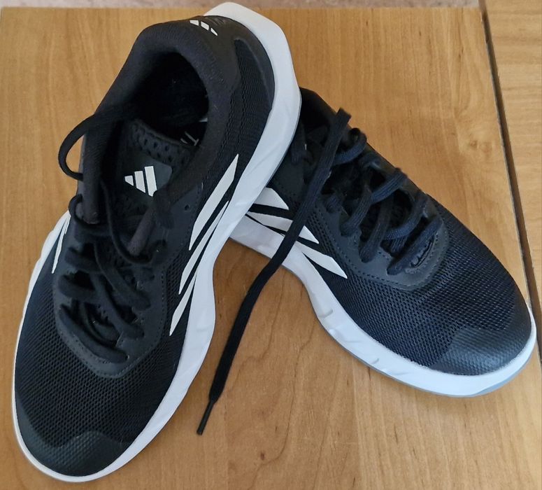 Buty damskie Adidas Amplimove Trainer NOWE