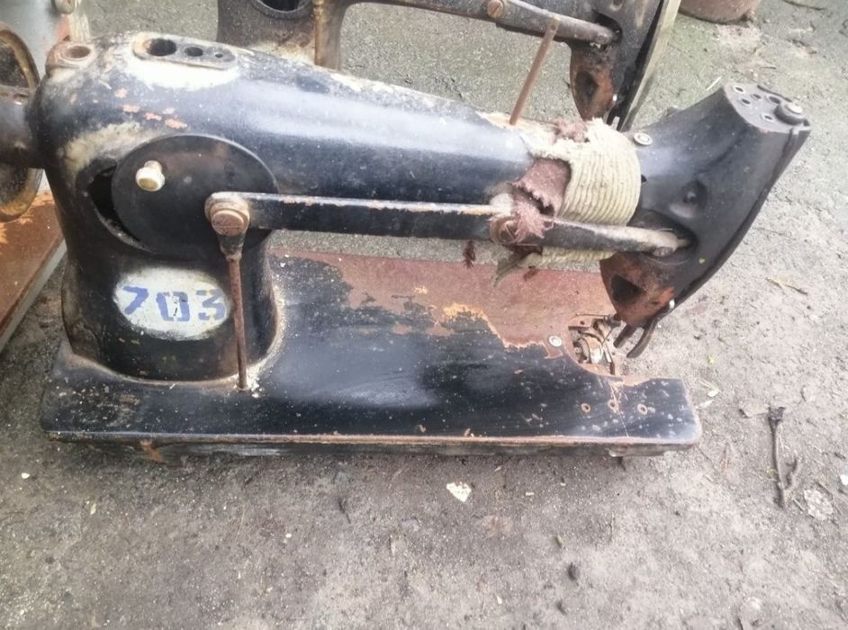 Швейні машинки  4шт