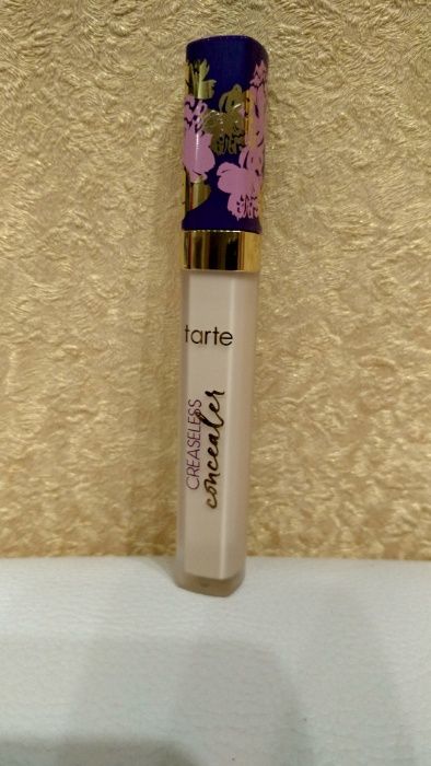 Консилер Tarte creaseless concealer. №1 в Америке