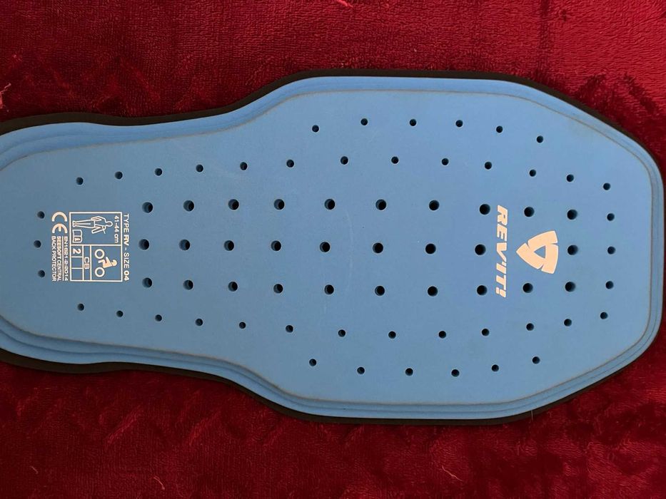 Conjunto Protector de costas  Revit SEESOFT + protector de joelhos