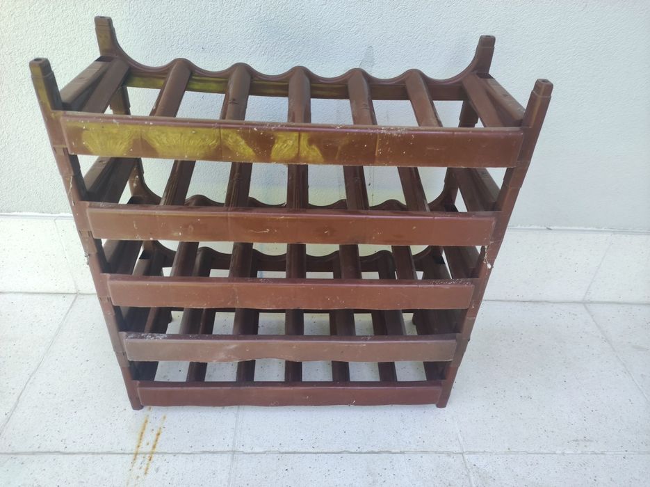 Garrafões e garrafeira