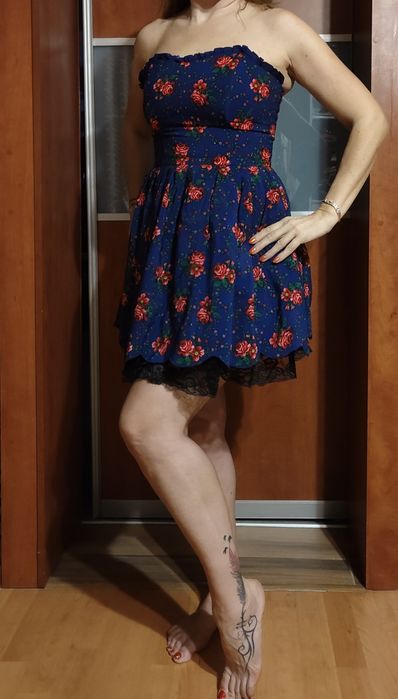 Modna sukienka damska rozmiar M