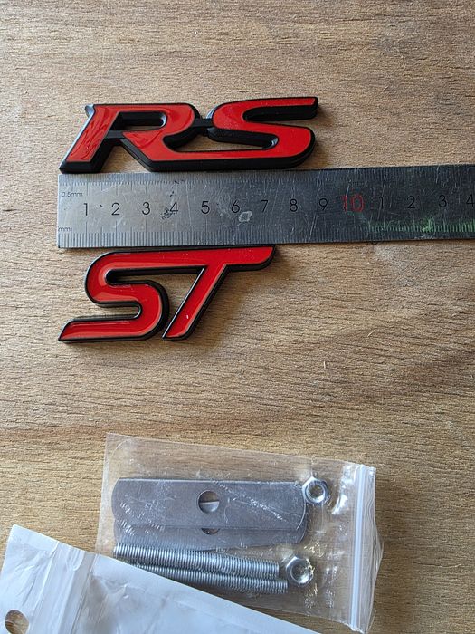 Шильдик Ford RS / ST метал