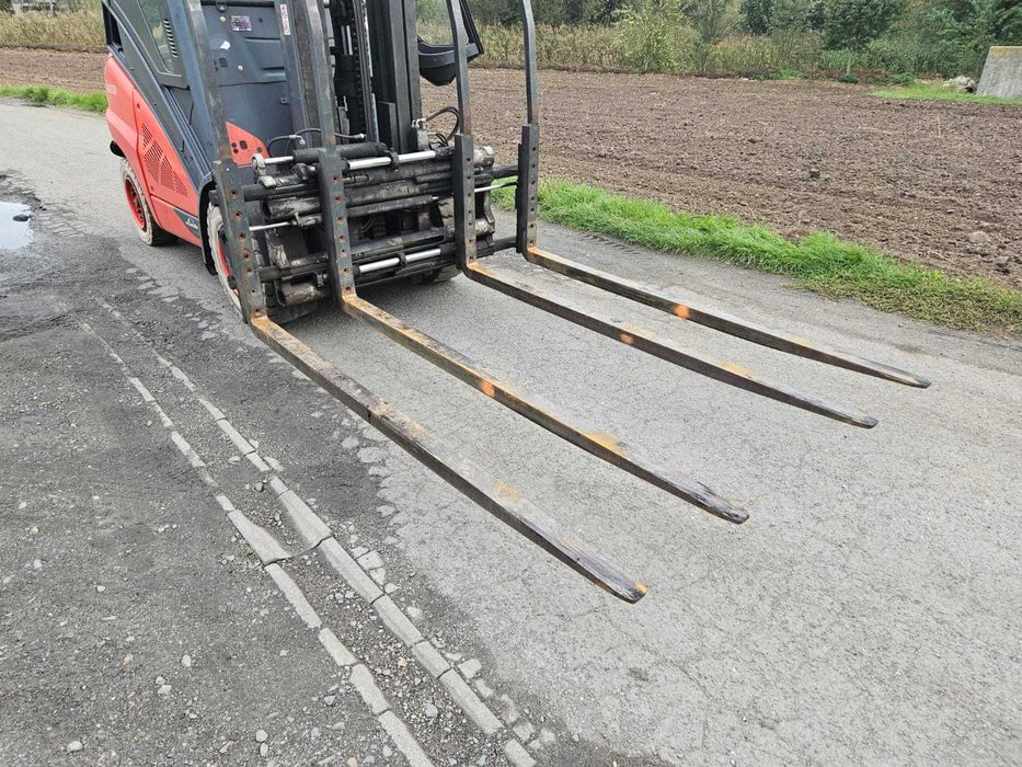 Paletyzer pozycjoner wideł 51cm