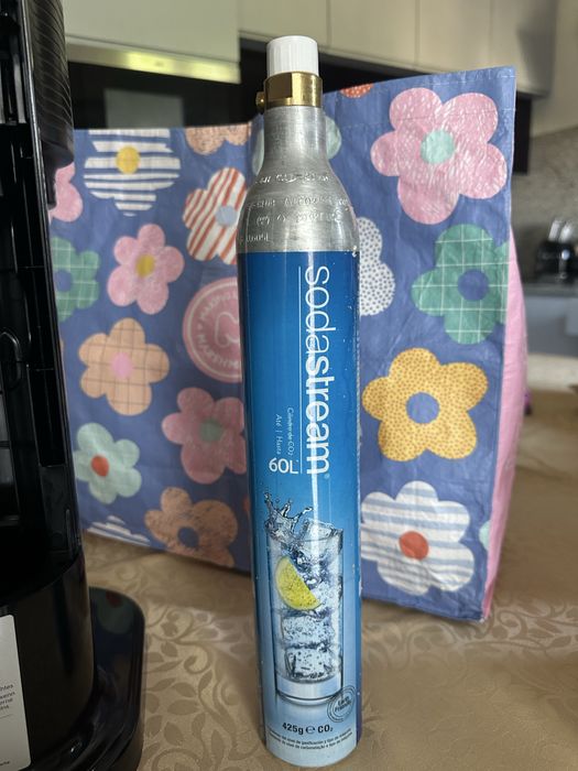Cilindro Sodastram cheio