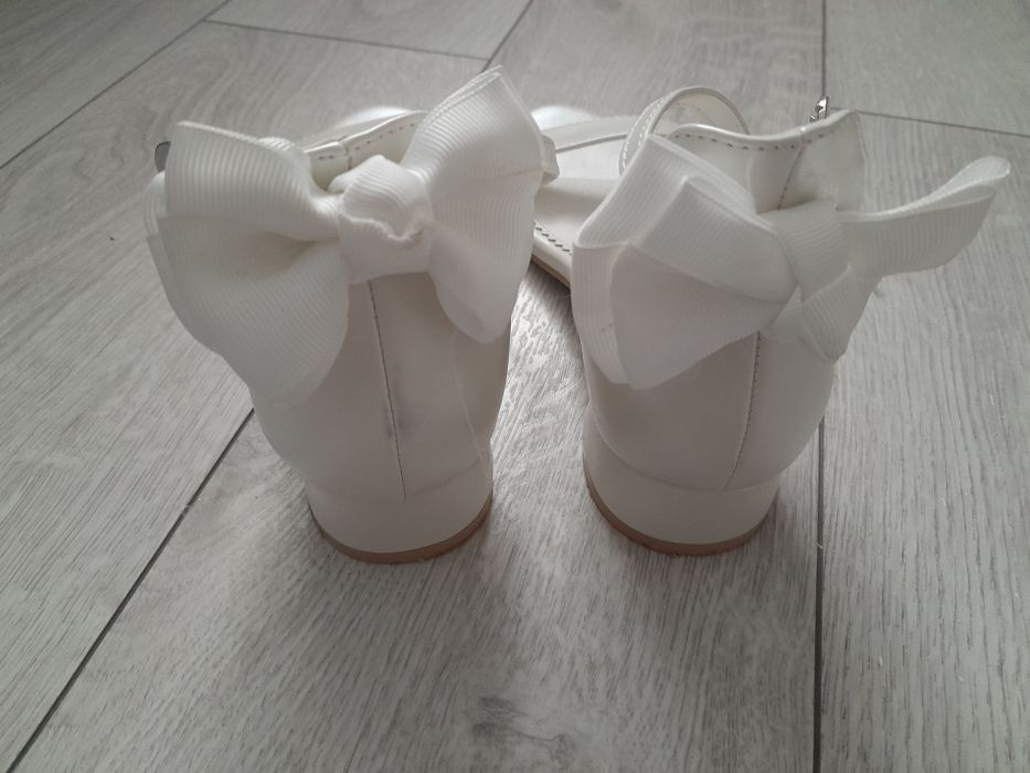 Buty do komunii dla dziewczynki