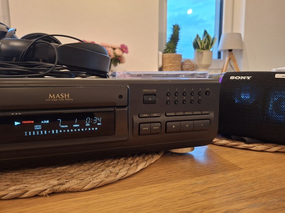 Technics CD Player SL-PS670A