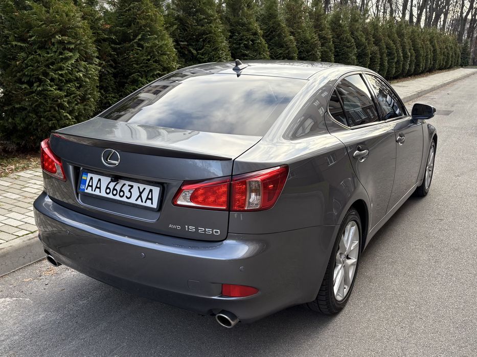 Lexus IS250 AWD 2012 - 177 тис. км, газ/ бензин