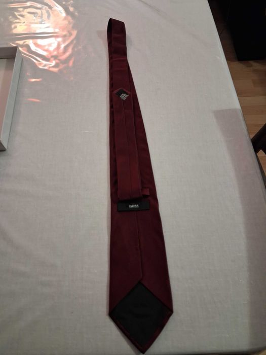 Gravatas Hugo Boss seda